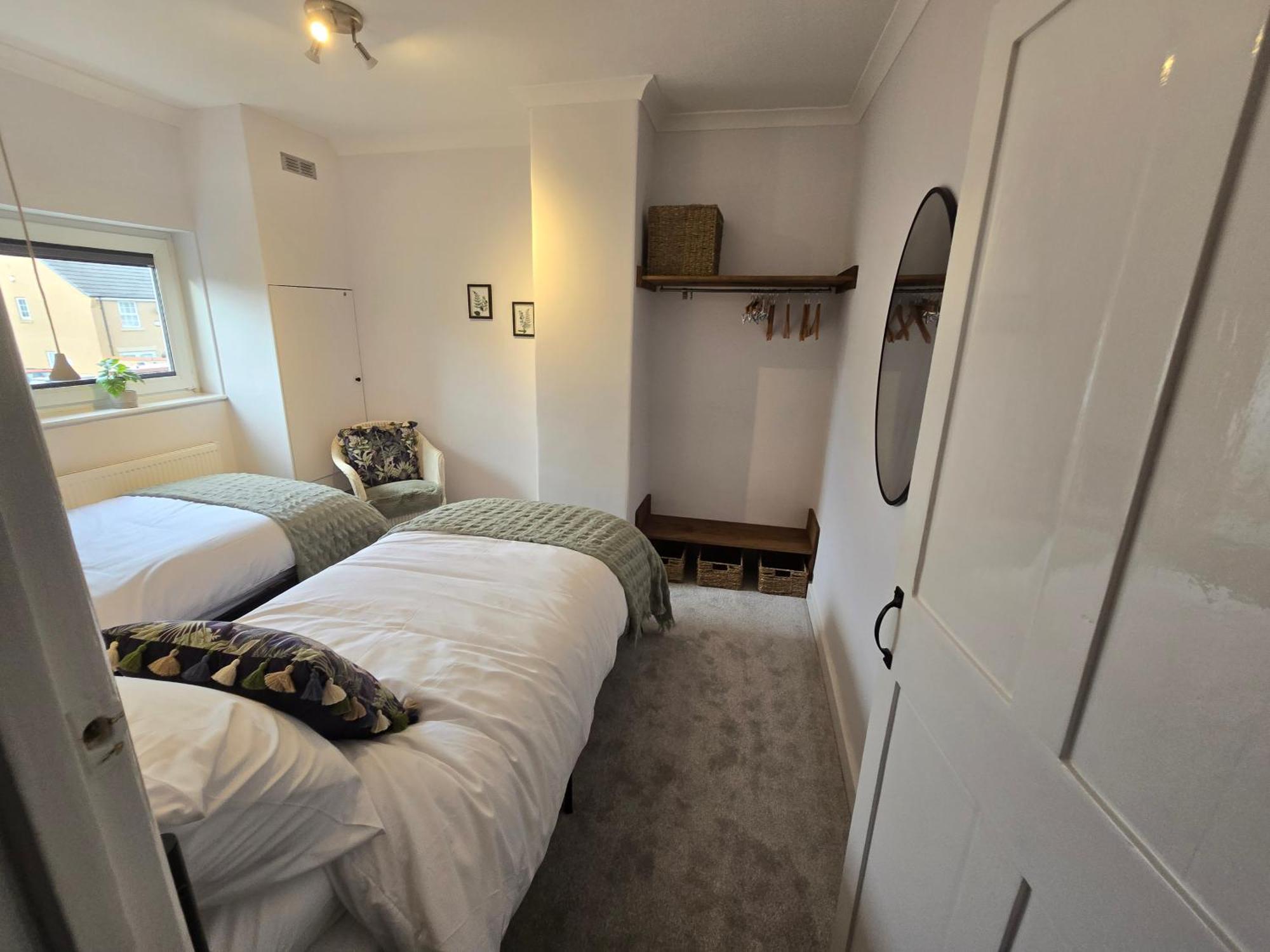 Free Parking, Outdoor Decking - Flanders Holiday home Beverley