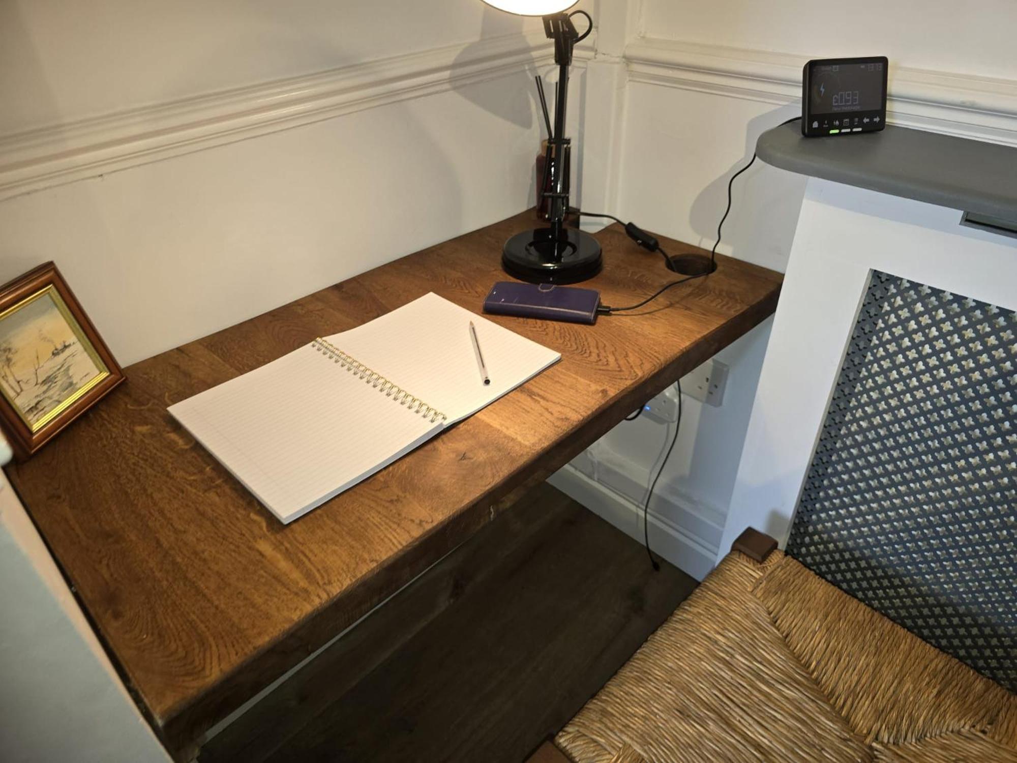 Free Parking, Outdoor Decking - Flanders Holiday home Beverley
