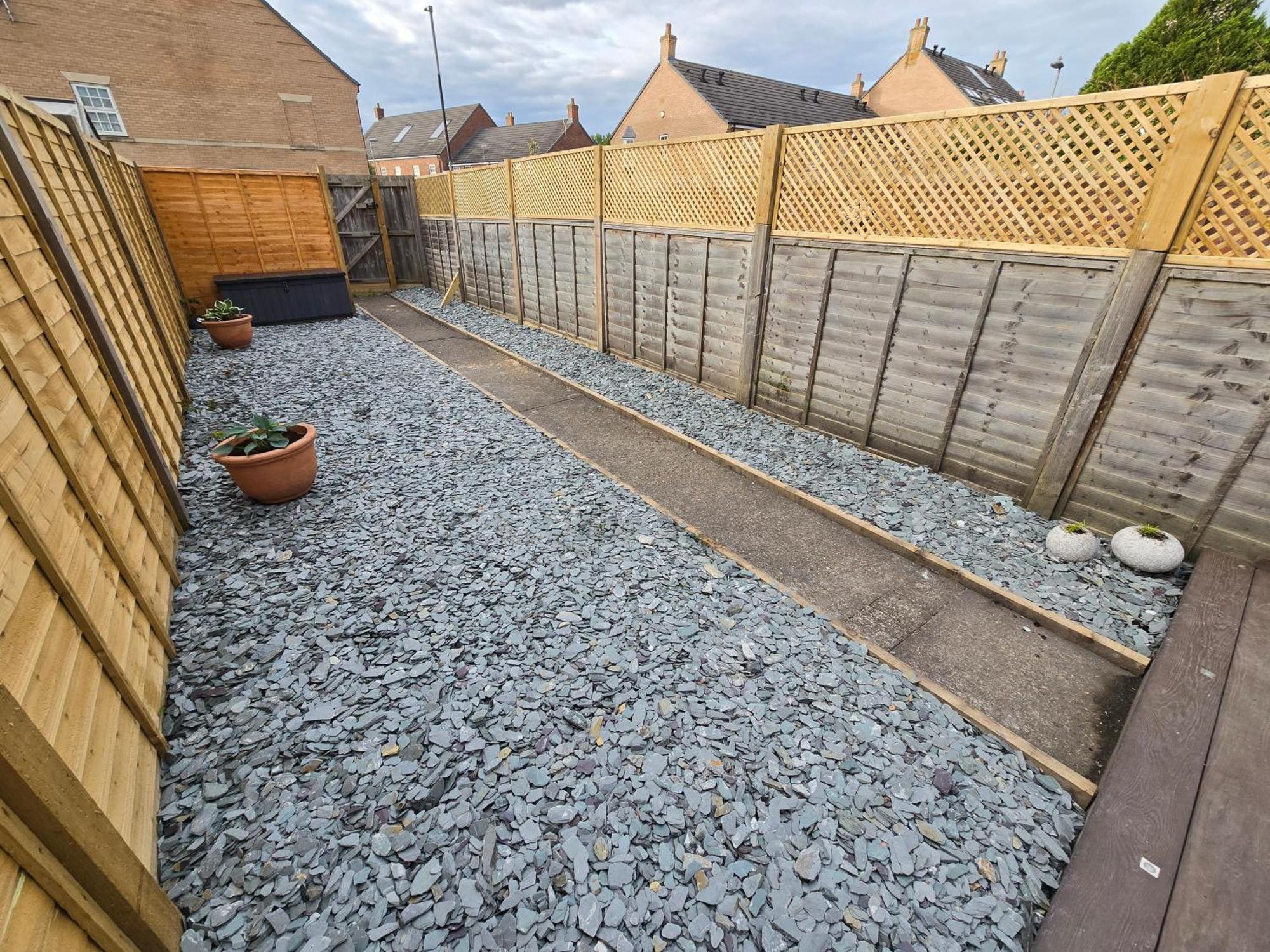 Free Parking, Outdoor Decking - Flanders Beverley